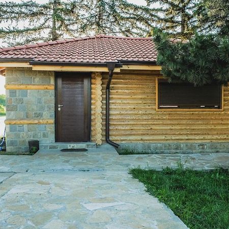Къща За Гости Ivanyane Ngoại thất bức ảnh