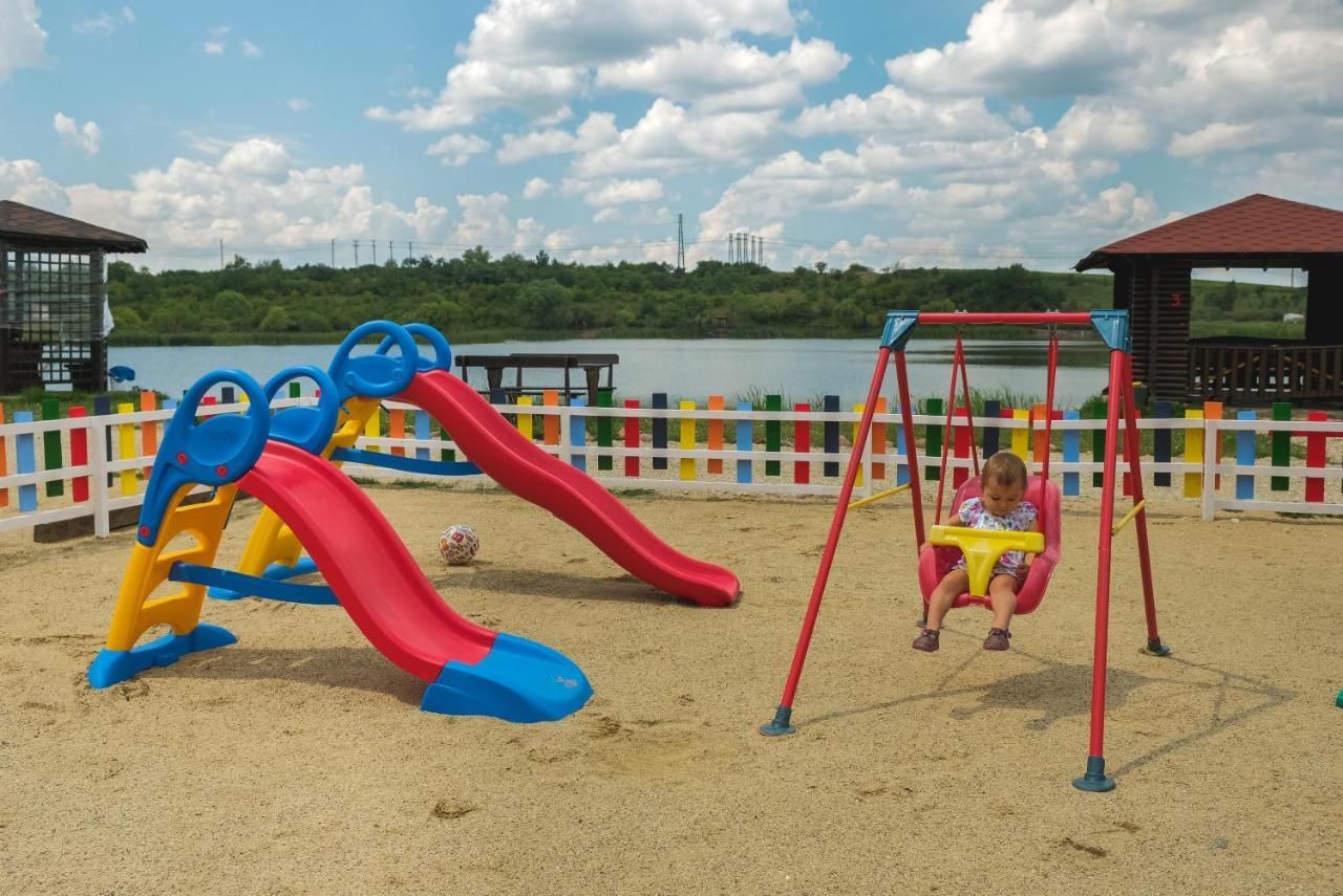 Къща За Гости Ivanyane Ngoại thất bức ảnh